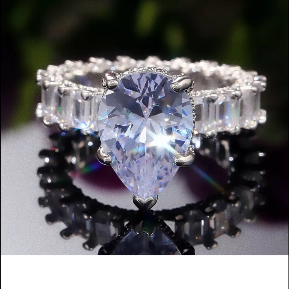 Elegant Fashion Engagement/ wedding ring 💎💍🤍